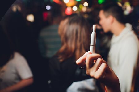 職場での禁煙・減酒推進活動とその効果:日本企業の取り組み事例